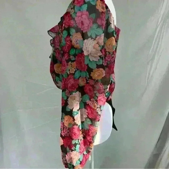 Peach Love California floral bodysuit. - Picture 10 of 11